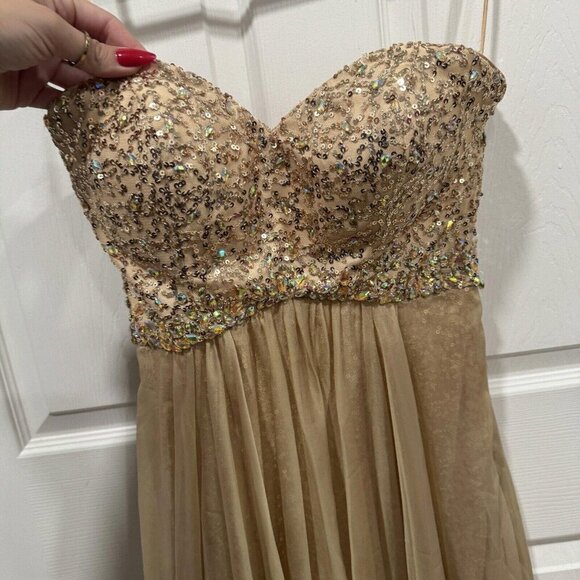 La Femme Gold Dress Flare Sequence Bling Prom Wedding Size 6 Fancy Luxury Pretty - Picture 3 of 15